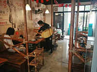 加盟地鍋雞品牌時(shí)有哪些注意事項(xiàng)